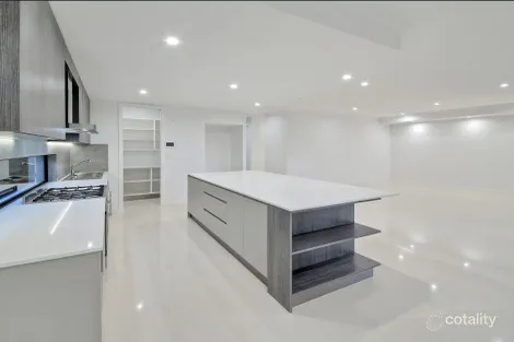 Property photo of 18 Ivory Crescent Pallara QLD 4110