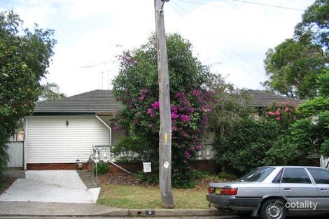 2 Cornwall Rd, Dapto, NSW 2530