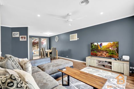 Property photo of 2/17 Cassowary Avenue Werribee VIC 3030