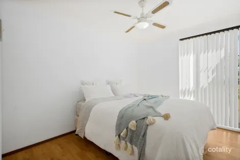 Property photo of 2 Digby Close Albion Park NSW 2527