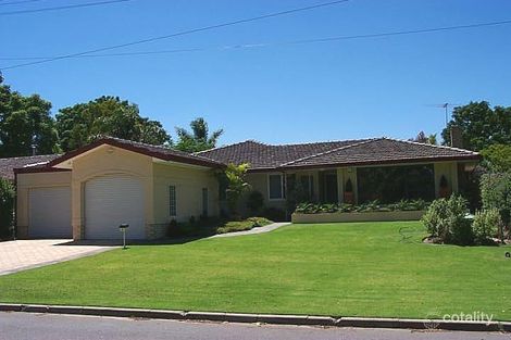 6 Redmond St, Salter Point, WA 6152