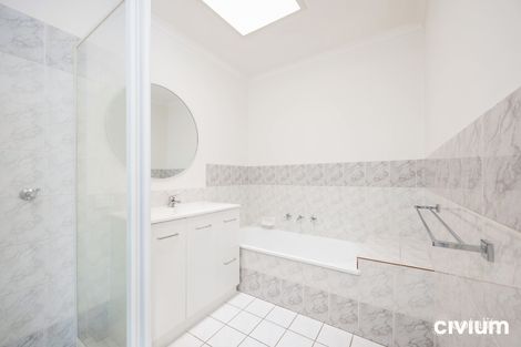 Property photo of 26 Noongale Court Ngunnawal ACT 2913