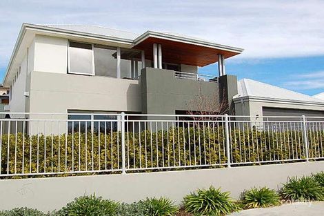 67 Jackson Ave, Karrinyup, WA 6018