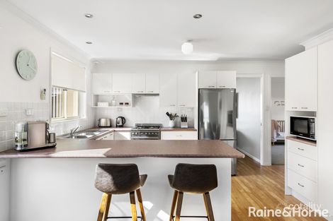 Property photo of 9 Hannah Place Worrigee NSW 2540