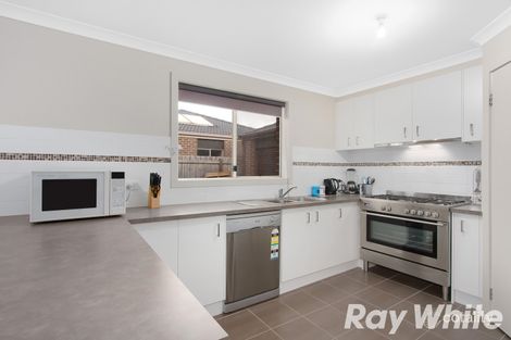 Property photo of 49 Melissa Way Pakenham VIC 3810
