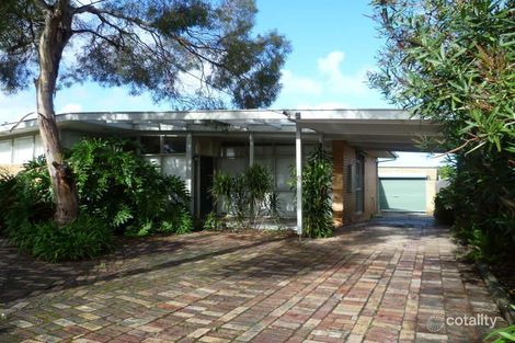 15 Roberts St, Keilor East, VIC 3033