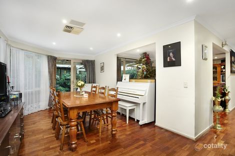 Property photo of 13 Kennard Place Burwood East VIC 3151