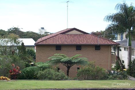 18 Tantula Rd E, Alexandra Headland, QLD 4572