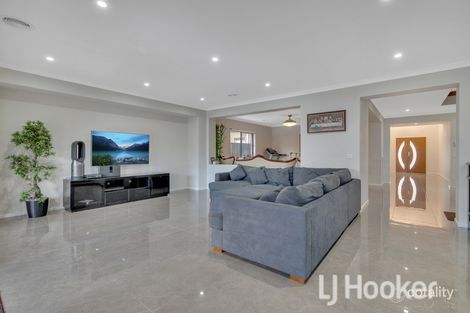 Property photo of 52 Aniseed Avenue Aintree VIC 3336