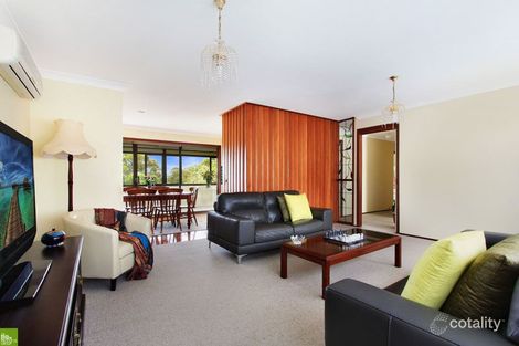 Property photo of 4 Reeves Way Dapto NSW 2530