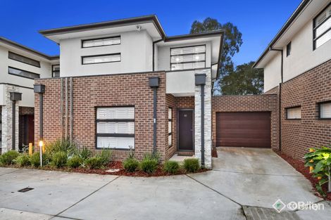 Property photo of 12/122 Kennington Park Drive Endeavour Hills VIC 3802