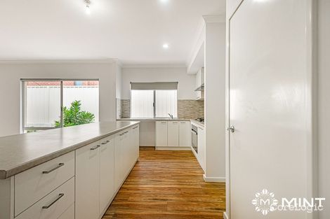 Property photo of 31A Leontes Way Coolbellup WA 6163