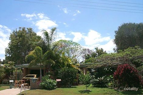 96 Cunningham St, Urangan, QLD 4655