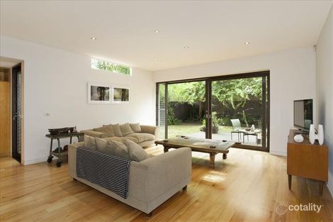 Property photo of 2A Dean Avenue St Kilda East VIC 3183