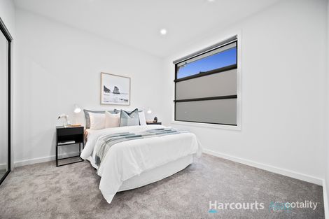 Property photo of 10 Floriana Avenue Doveton VIC 3177