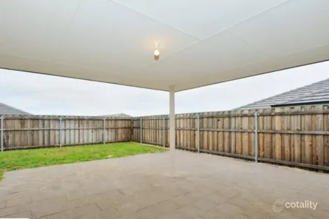 Property photo of 14 Pineroo Terrace Ellenbrook WA 6069