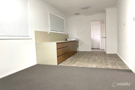 Property photo of 2 Hosking Crescent Glenfield NSW 2167