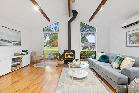 Property photo of 24 Melaleuca Road Mount Martha VIC 3934