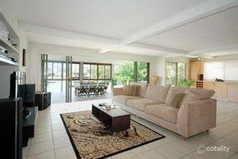 Property photo of 23 Kalimna Drive Broadbeach Waters QLD 4218
