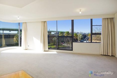 Property photo of 1311/30 Glen Street Milsons Point NSW 2061