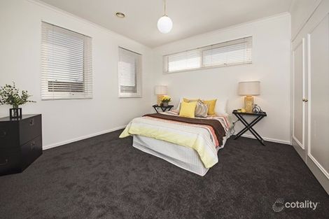 Property photo of 2/18 Mackay Avenue Glen Huntly VIC 3163