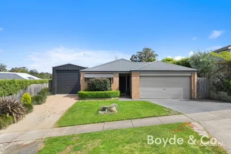 Property photo of 15 Skipton Street Drouin VIC 3818