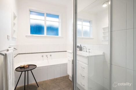 Property photo of 1/111 Liston Street Bell Post Hill VIC 3215
