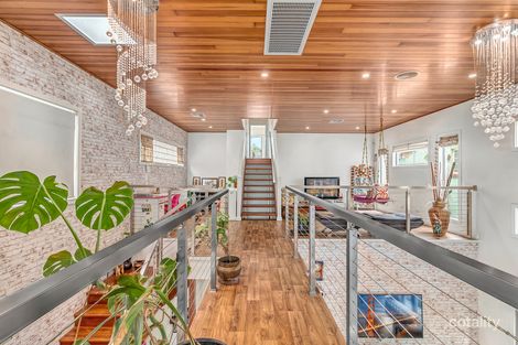 Property photo of 44 Burns Parade Chapel Hill QLD 4069