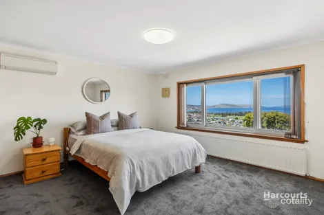 Property photo of 19 Nankoor Crescent Howrah TAS 7018