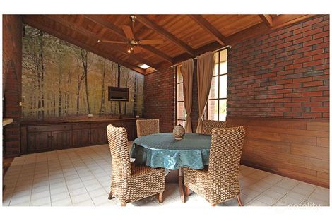 Property photo of 33 Cimbrook Way Duncraig WA 6023