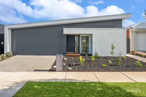 Property photo of 7 Cumulus Avenue Highton VIC 3216
