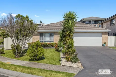 165 Shearwater Dr, Lake Heights, NSW 2502