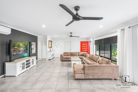 Property photo of 2 Bluecove Circuit Trinity Park QLD 4879