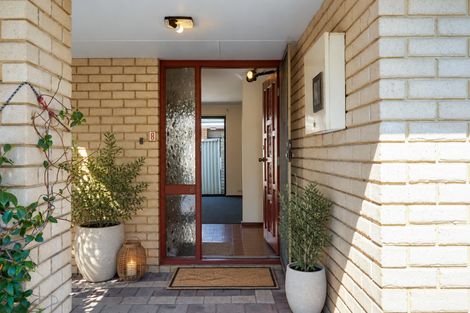8/6 Delves Pl, Noranda, WA 6062