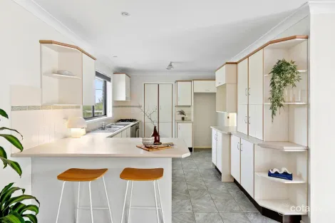 Property photo of 64 Baracchi Crescent Giralang ACT 2617