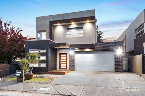 Property photo of 24 Bennets Lane Caroline Springs VIC 3023