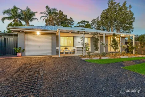 2 Lancaster Pde, Bateau Bay, NSW 2261