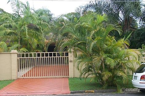 13 Mentone Ave, Bundall, QLD 4217