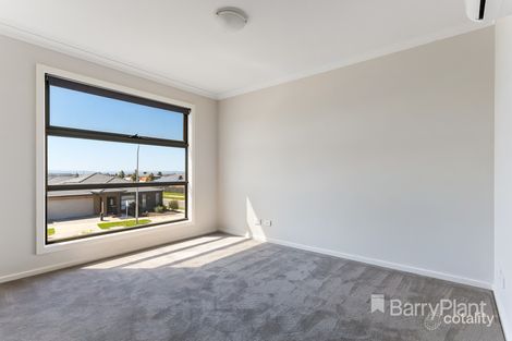 Property photo of 117A Elmslie Drive Cranbourne East VIC 3977