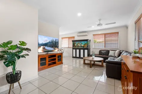 Property photo of 7 Glenlyn Street Wynnum West QLD 4178