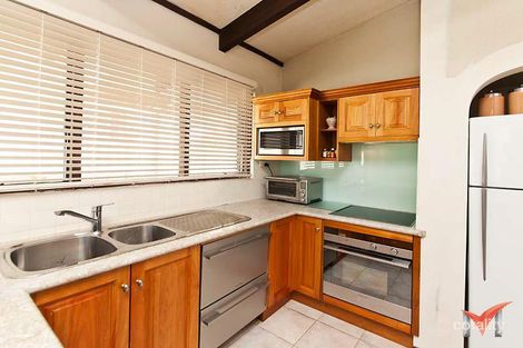 Property photo of 8 Maplin Place Rossmoyne WA 6148