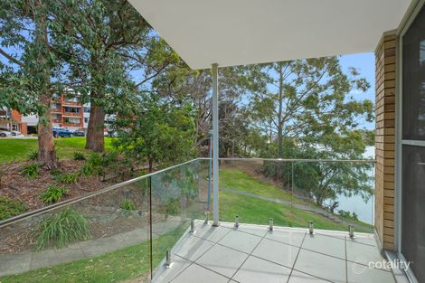 Property photo of 4/9 Bortfield Drive Chiswick NSW 2046