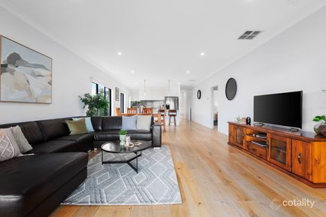 Property photo of 3 Stature Street Doreen VIC 3754