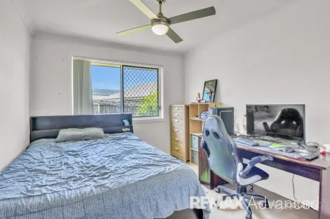 Property photo of 13 Broadleaf Place Ningi QLD 4511
