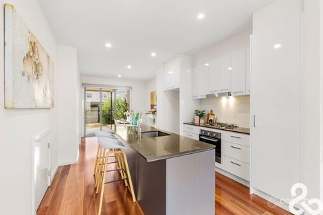 Property photo of 19 Stellar Place Bundoora VIC 3083