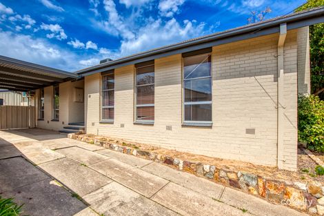 Property photo of 2 Vienna Court Wodonga VIC 3690