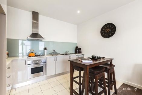 Property photo of 5/101-103 Orrong Crescent Caulfield North VIC 3161
