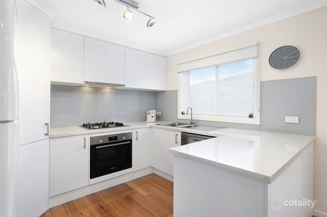 Property photo of 35 Kauri Grove Glen Waverley VIC 3150