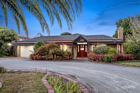 Property photo of 54 Earlston Circuit Cranbourne VIC 3977