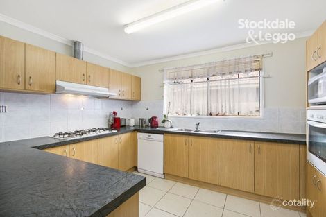 Property photo of 12 Barham Way Cranbourne East VIC 3977